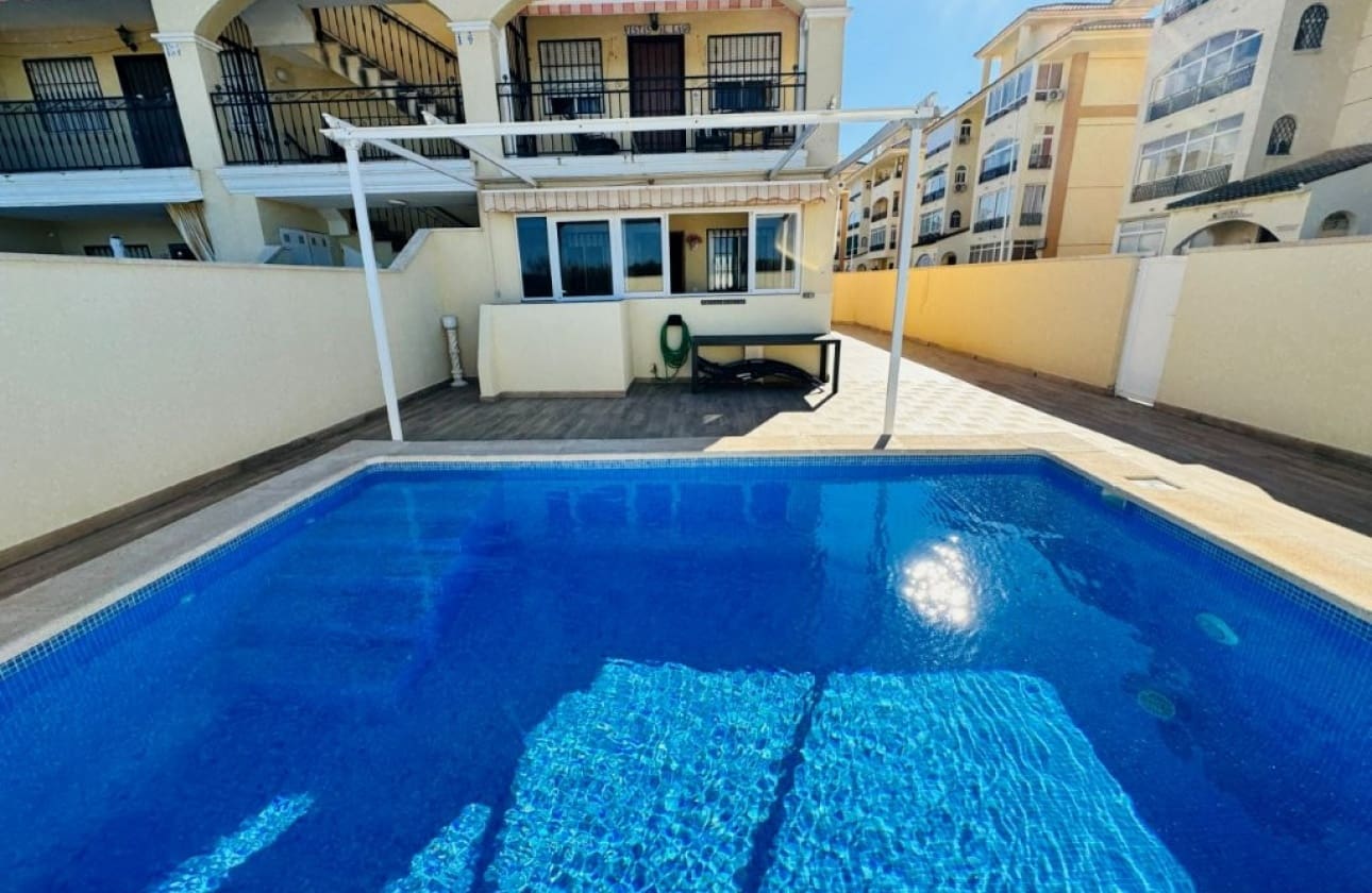 2 Zimmer Apartment zu verkaufen in La Mata mit Pool - 239.000 € (Ref: 9631487)