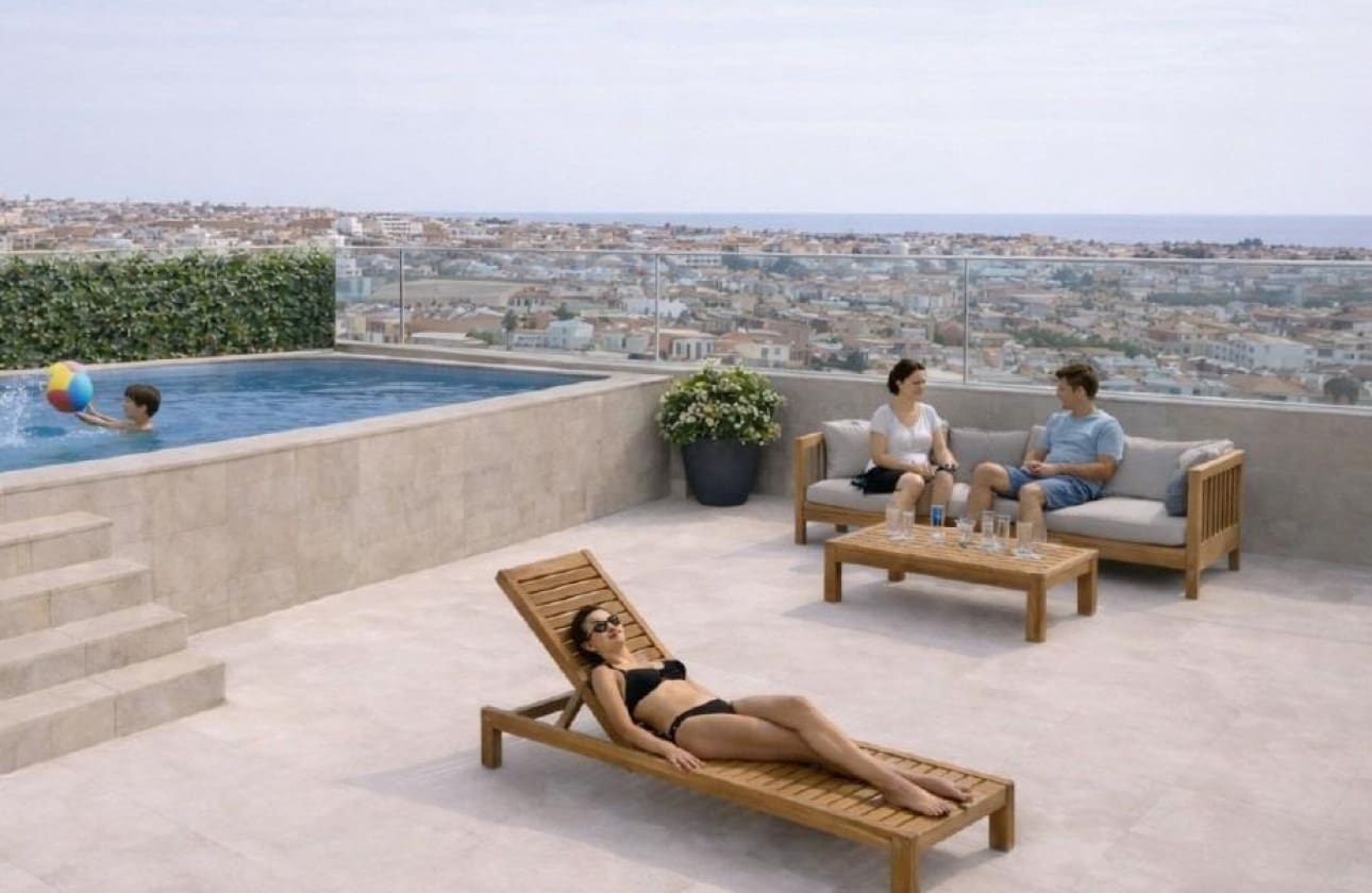2 makuuhuone Kattohuoneisto myytävänä paikassa Torrevieja mukana uima-altaan - 412 000 € (Ref: 9635229)