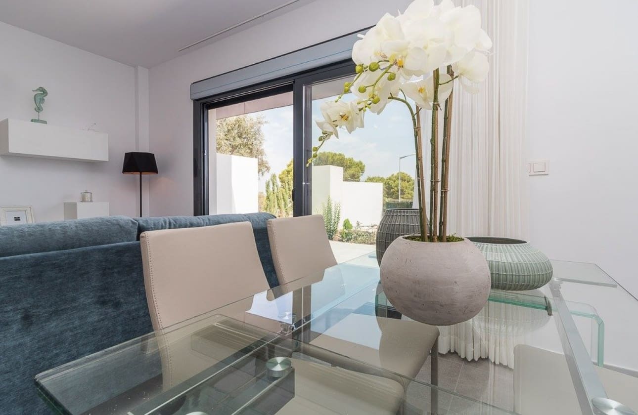 2 sovrum Bungalow till salu i Los Balcones med pool - 340 000 € (Ref: 9635230)