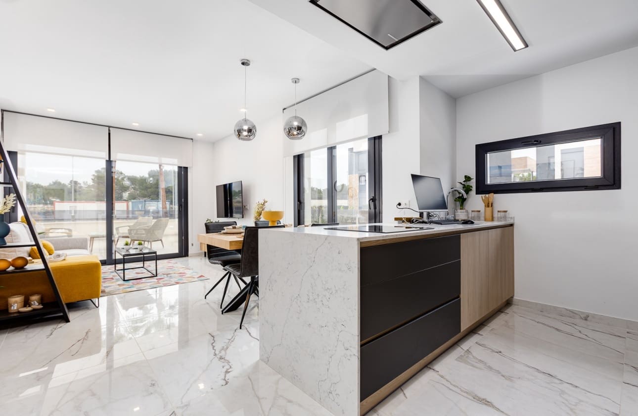 2 makuuhuone Bungalow myytävänä paikassa Ciudad Quesada mukana uima-altaan 
autotalli - 322 000 € (Ref: 9656519)