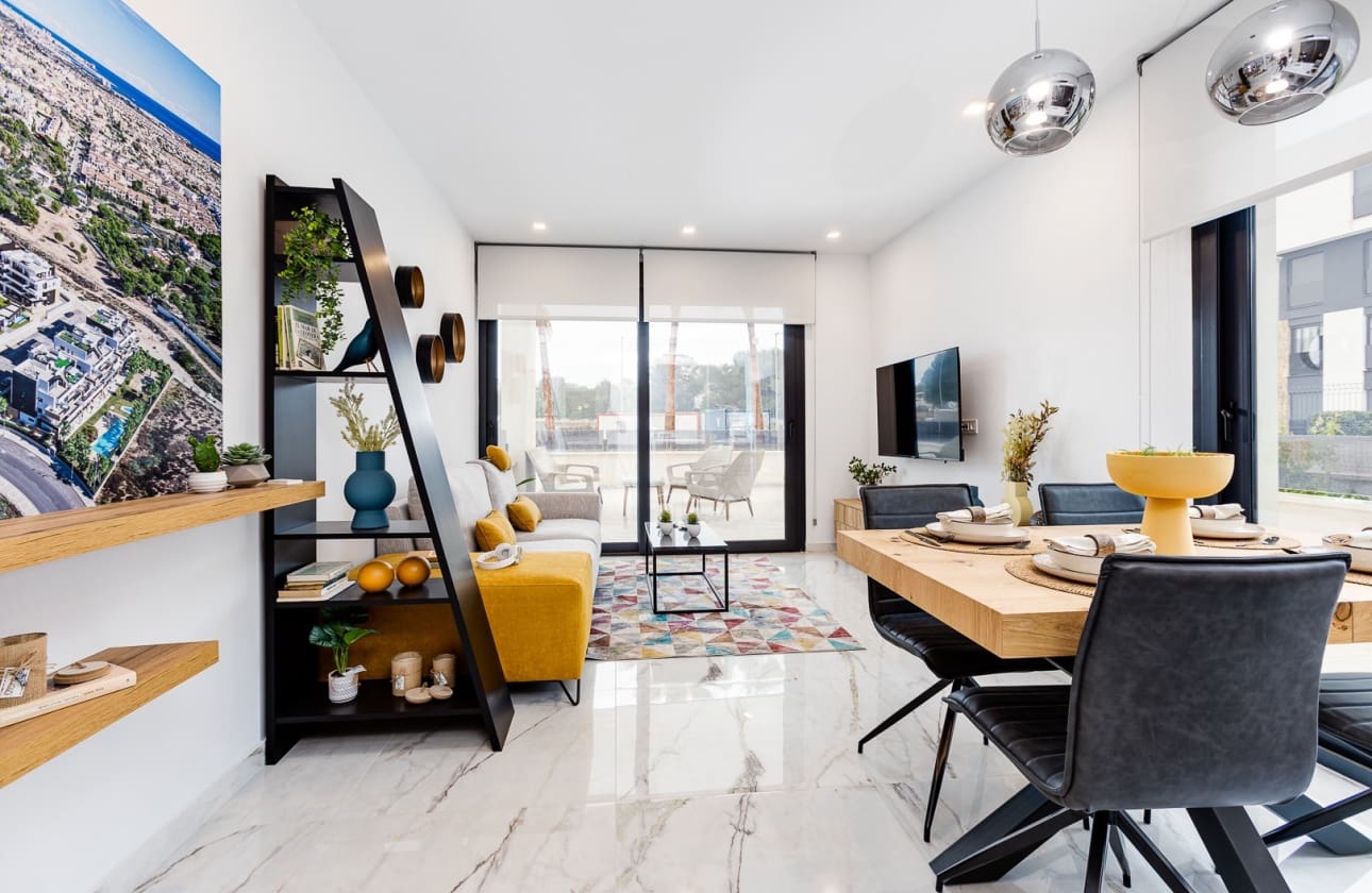 2 makuuhuone Bungalow myytävänä paikassa Ciudad Quesada mukana uima-altaan 
autotalli - 322 000 € (Ref: 9656519)