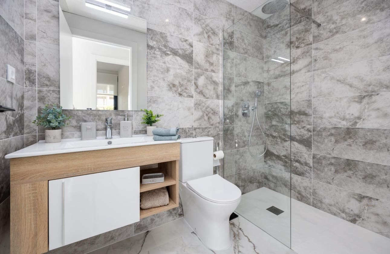 2 bedroom Apartment for sale in San Miguel de Salinas with pool - € 244,000 (Ref: 9656572)