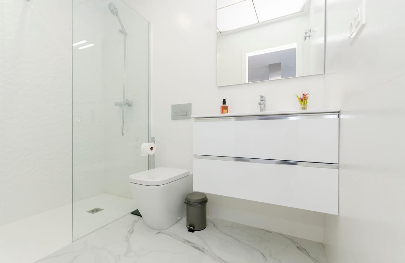 3 Zimmer Villa zu verkaufen in Torrevieja mit Pool - 424.000 € (Ref: 9656573)