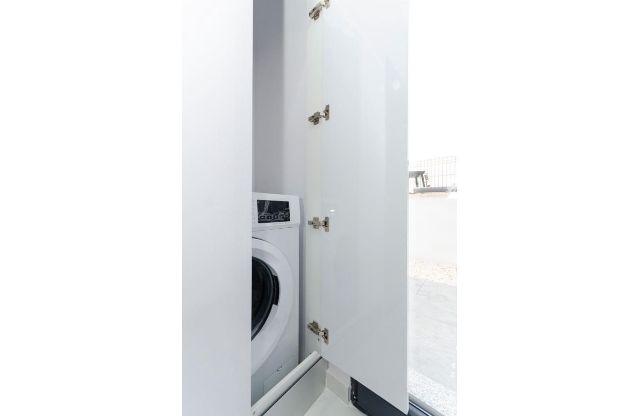 3 Zimmer Villa zu verkaufen in Torrevieja mit Pool - 424.000 € (Ref: 9656573)