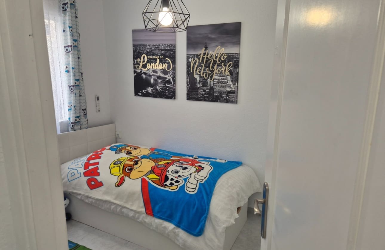 3 sovrum Bungalow till salu i Orihuela Costa med pool - 169 900 € (Ref: 9676334)