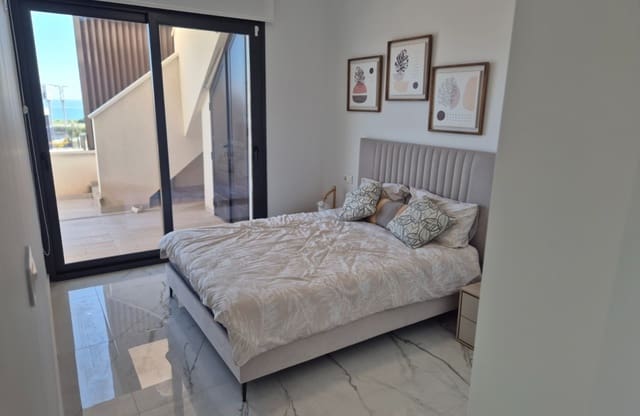 2 sovrum Takvåning till salu i Playa Flamenca, Orihuela med pool garage - 549 000 € (Ref: 9676522)