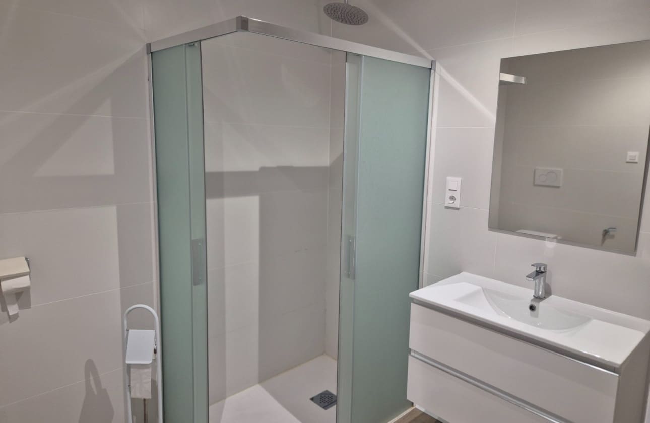 2 slaapkamer Penthouse te koop in Playa Flamenca met zwembad garage - € 549.000 (Ref: 9676522)