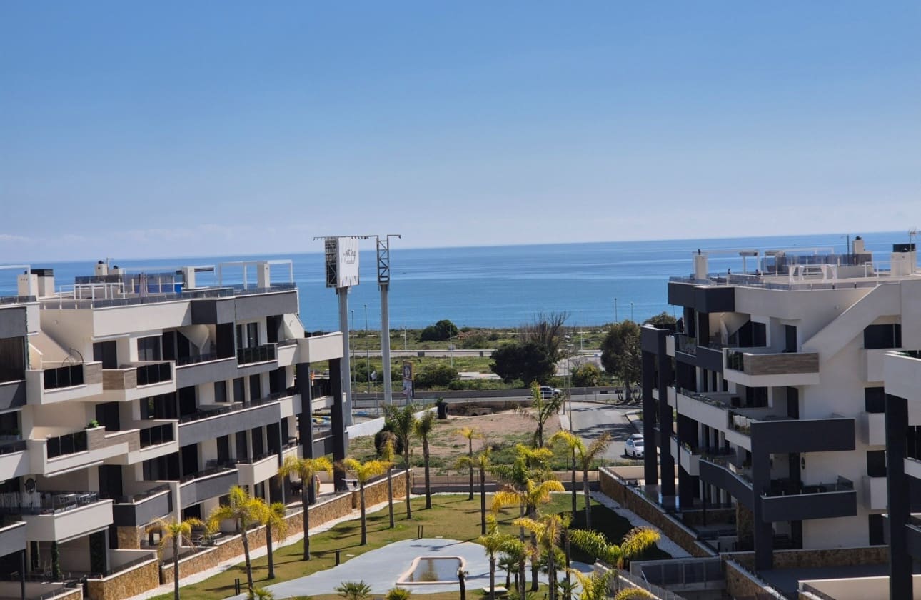 2 slaapkamer Penthouse te koop in Playa Flamenca met zwembad garage - € 549.000 (Ref: 9676522)