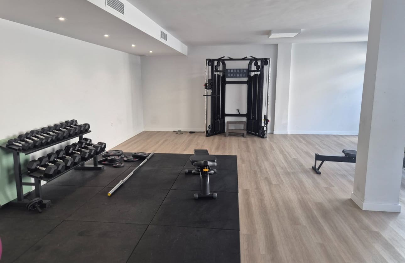 2 slaapkamer Penthouse te koop in Playa Flamenca met zwembad garage - € 549.000 (Ref: 9676522)