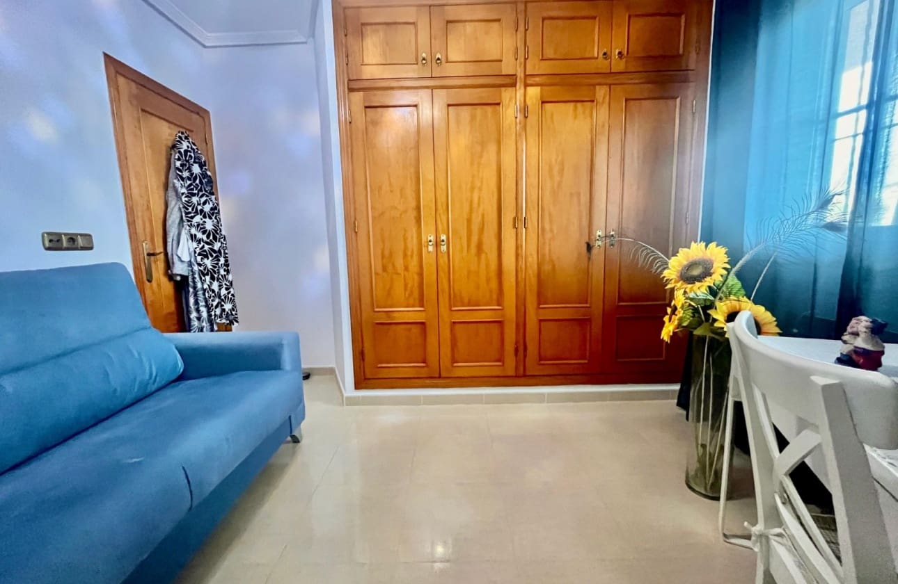 2 bedroom Apartment for sale in Orihuela Costa with pool - € 159,000 (Ref: 9693183)