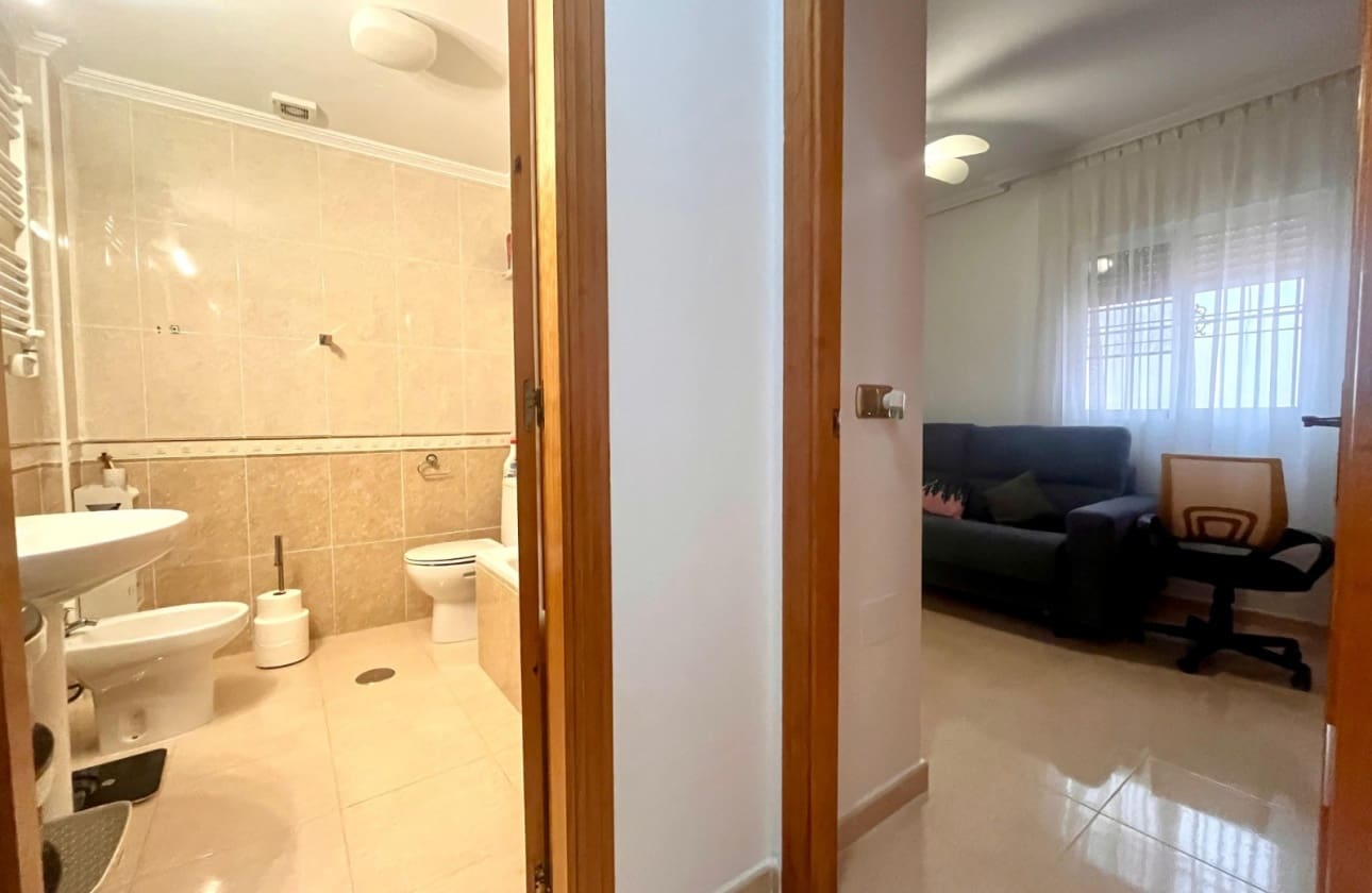 2 bedroom Apartment for sale in Orihuela Costa with pool - € 159,000 (Ref: 9693183)