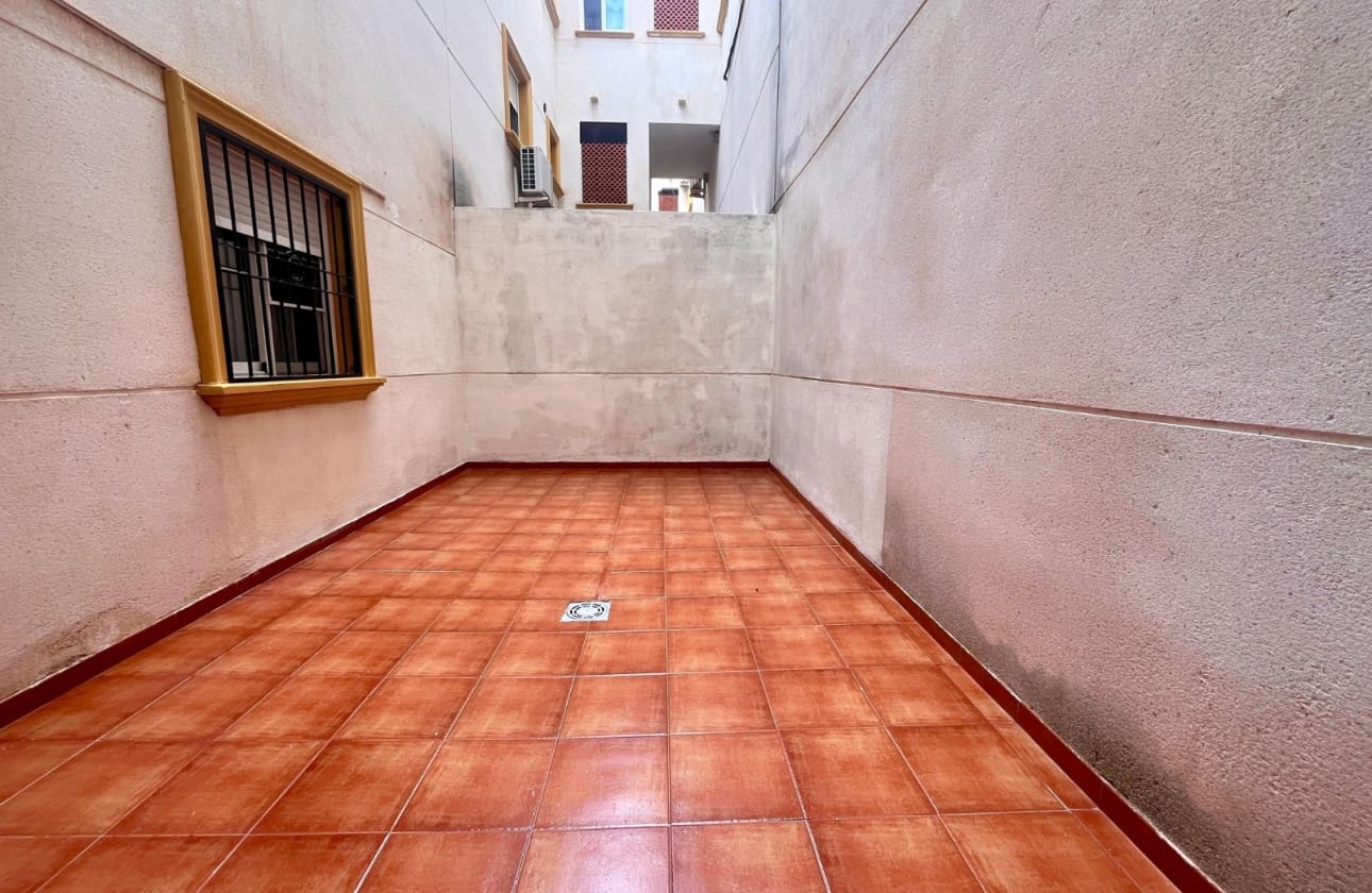 2 bedroom Apartment for sale in Orihuela Costa with pool - € 159,000 (Ref: 9693183)