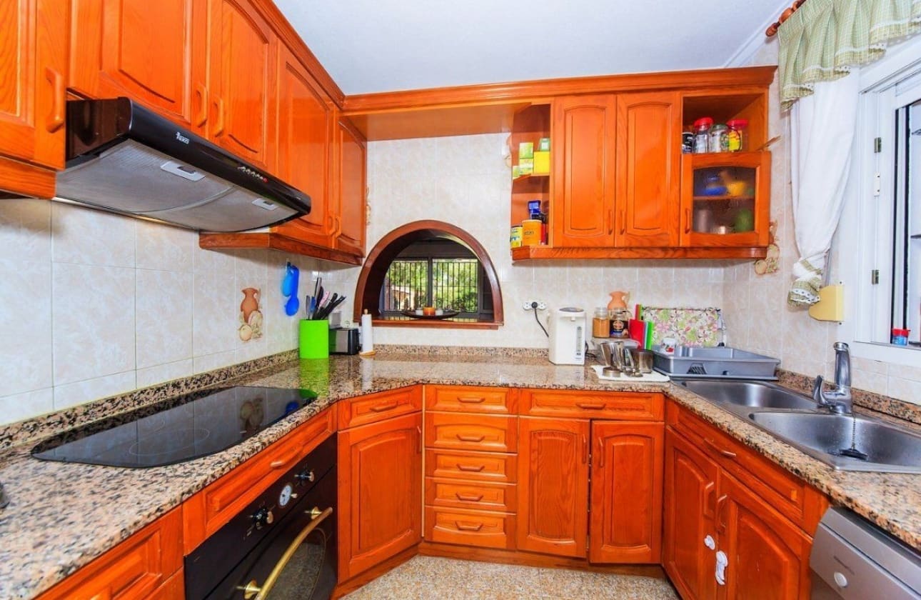 4 chambre Villa/Maison à vendre à Los Balcones avec piscine garage - 490 000 € (Ref: 9693184)