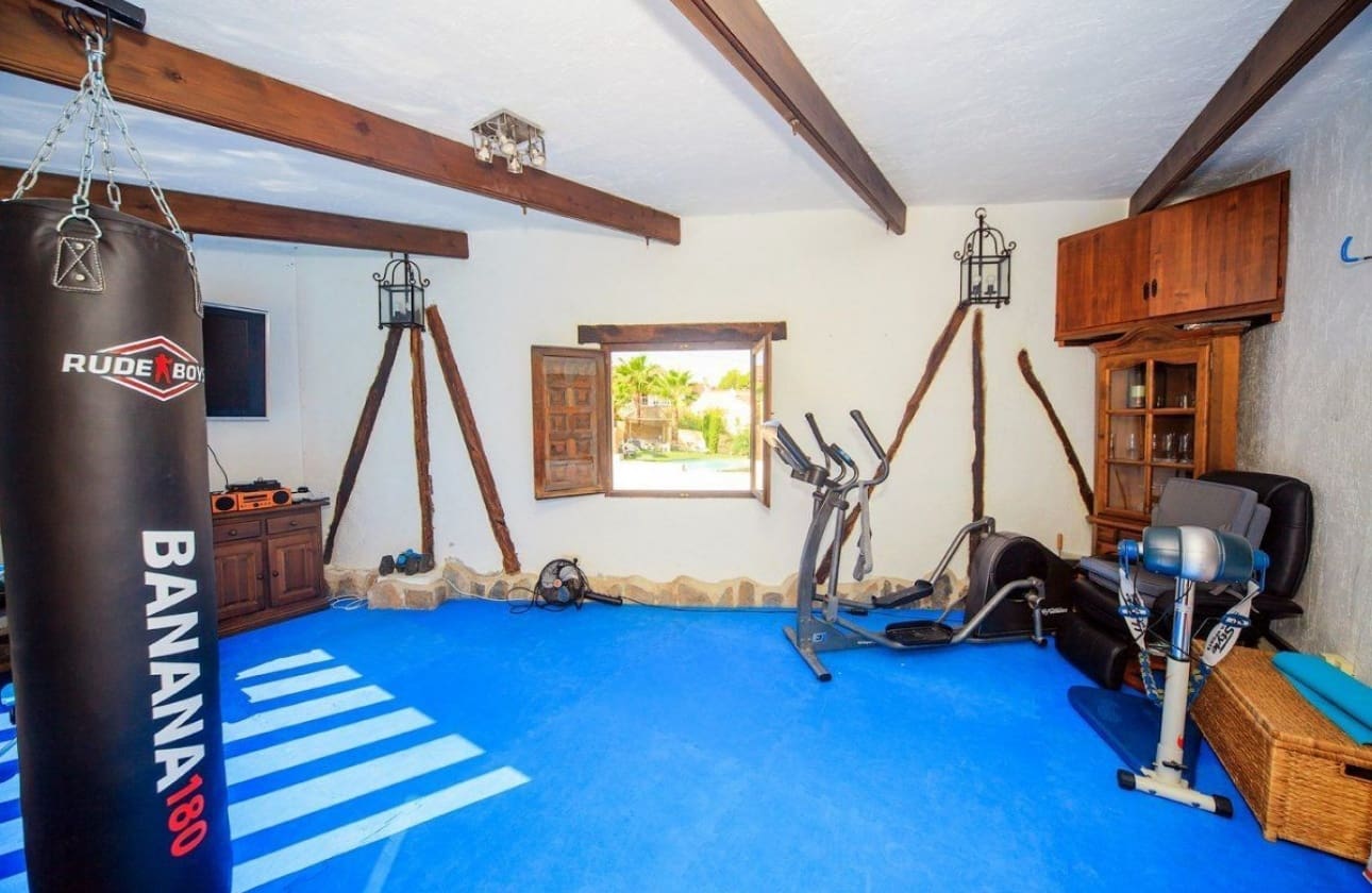 4 chambre Villa/Maison à vendre à Los Balcones avec piscine garage - 490 000 € (Ref: 9693184)