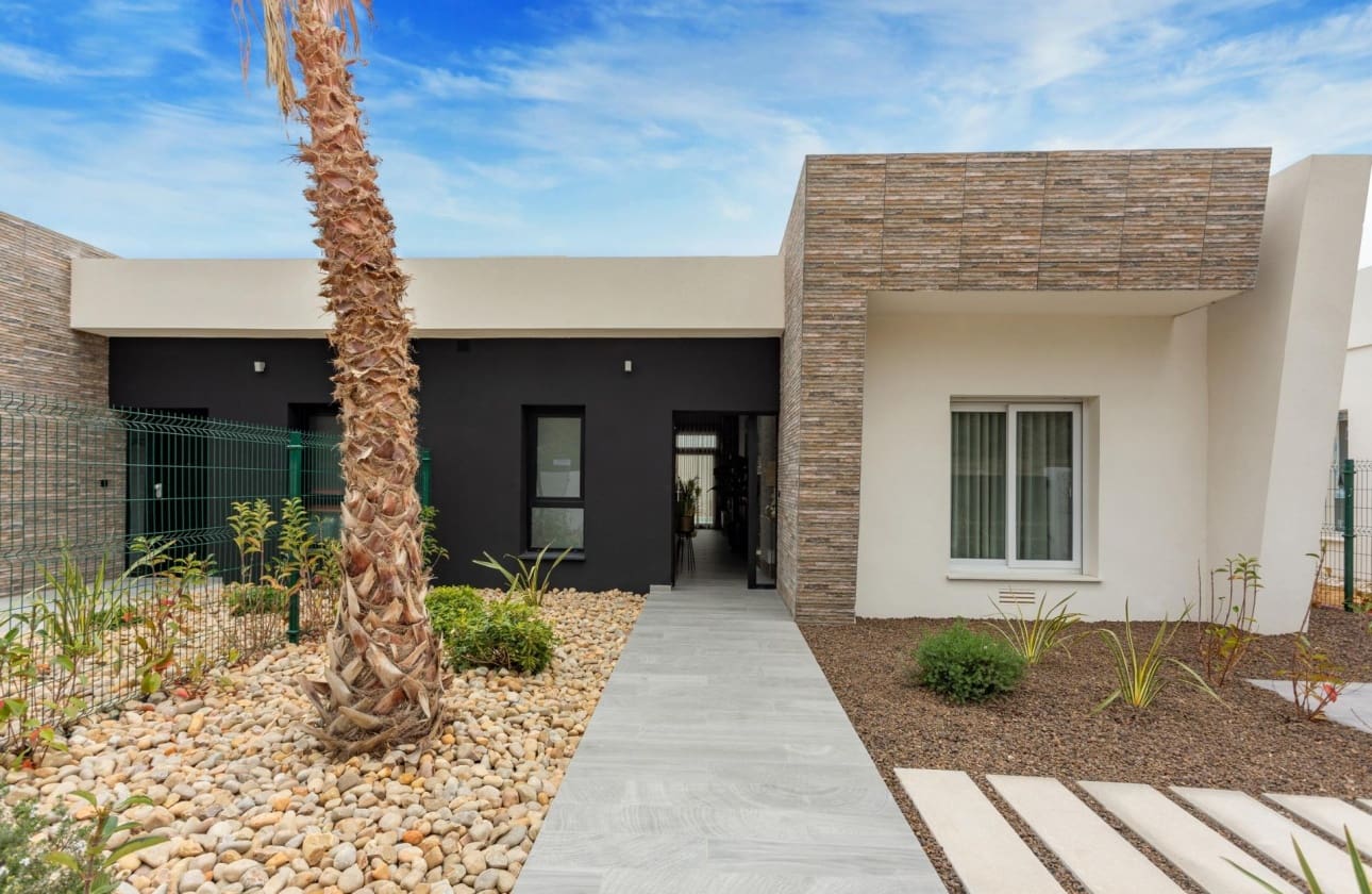 3 Zimmer Villa zu verkaufen in Algorfa mit Pool - 519.000 € (Ref: 9693200)