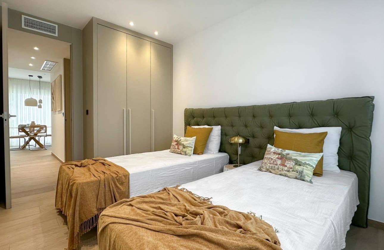 2 soveværelse Bungalow til salg i Algorfa med swimmingpool - € 329.000 (Ref: 9693201)