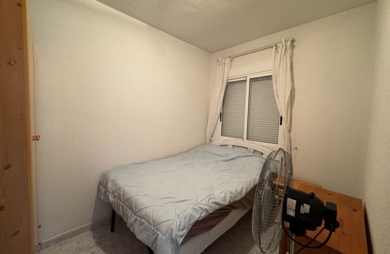 2 soveværelse Lejlighed til salg i Torrevieja - € 139.900 (Ref: 9693227)