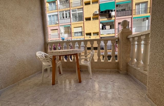 2 soveværelse Lejlighed til salg i Avenida Habaneras - Curva de Palangre, Torrevieja - € 139.900 (Ref: 9693227)