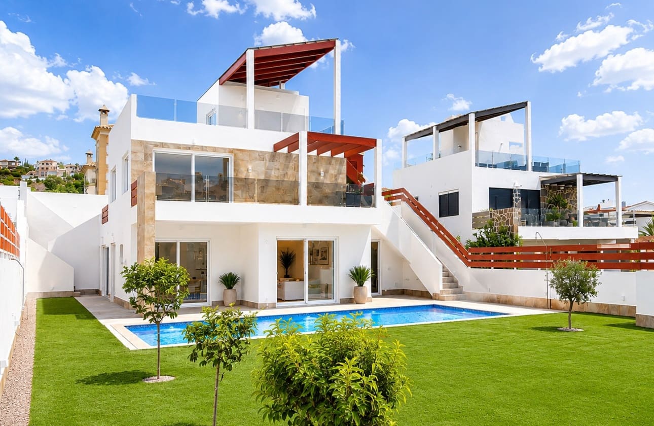 4 bedroom Villa for sale in Ciudad Quesada with pool garage - € 834,000 (Ref: 9719101)