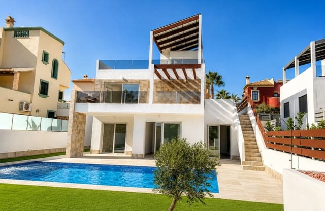 Chalet de 4 habitaciones en Ciudad Quesada, Rojales en venta con piscina garaje - 834.000 € (Ref: 9719101)