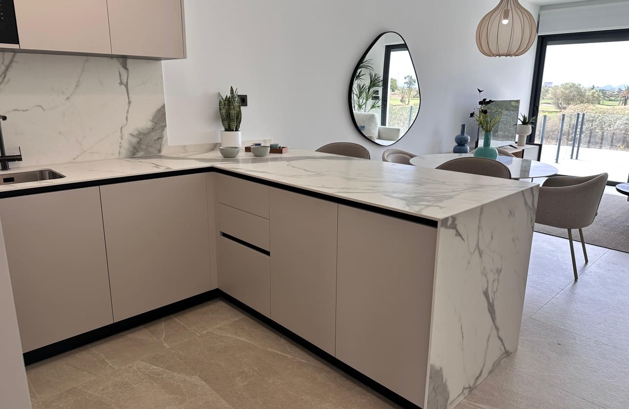 Ático de 3 habitaciones en Los Alcázares en venta con piscina - 449.000 € (Ref: 9739288)