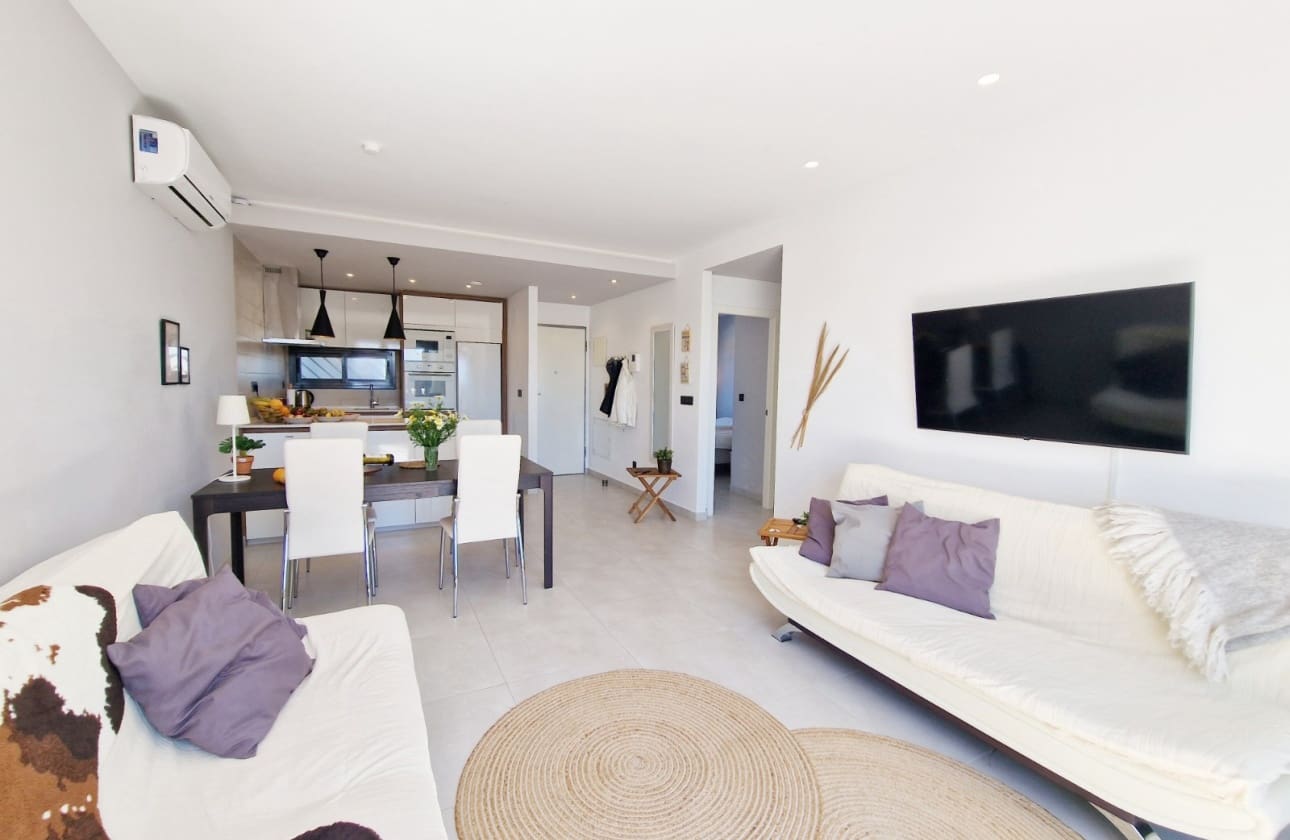 2 slaapkamer Appartement te koop in El Raso met zwembad - € 279.995 (Ref: 9739300)