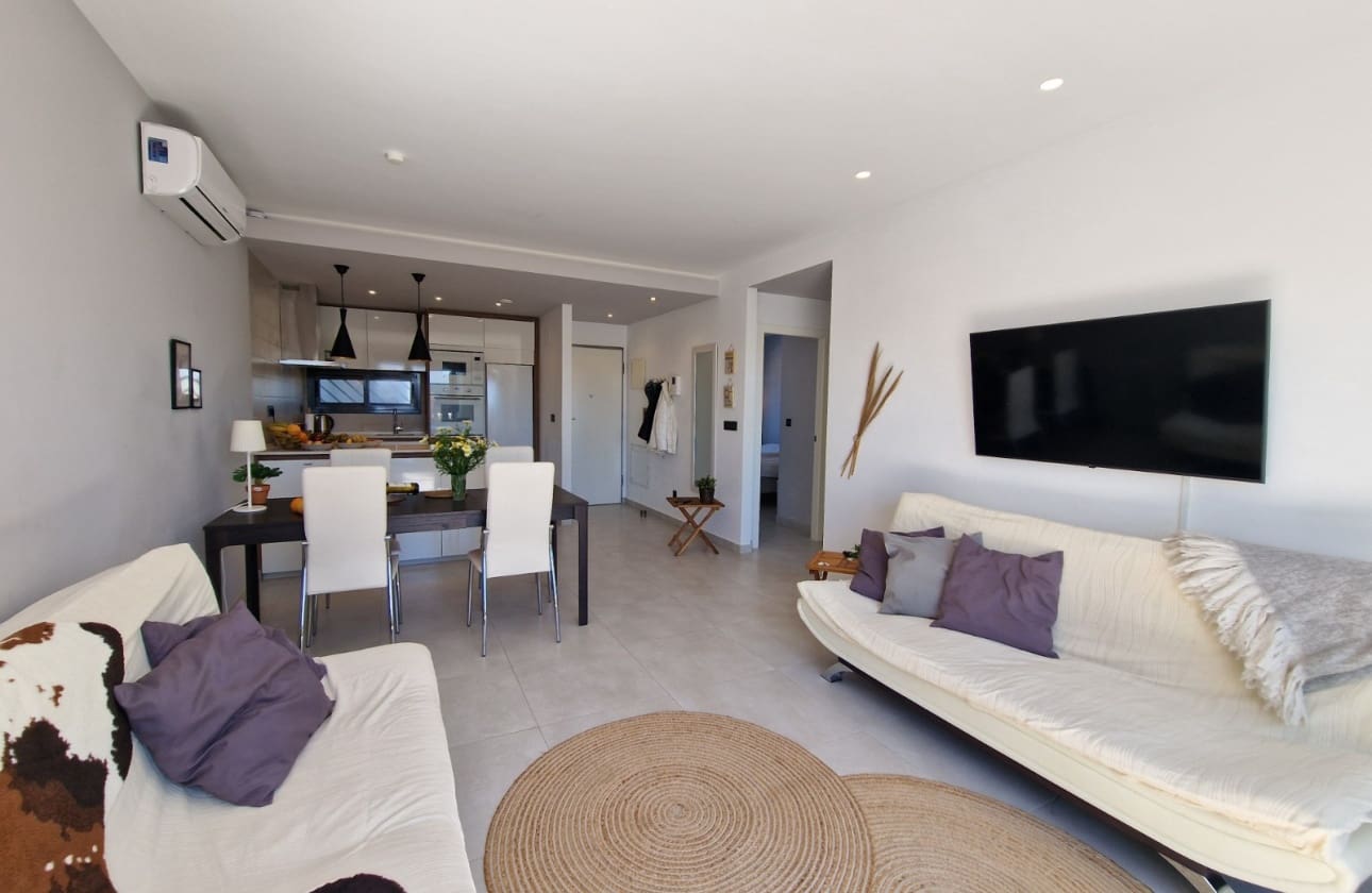 2 slaapkamer Appartement te koop in El Raso met zwembad - € 279.995 (Ref: 9739300)