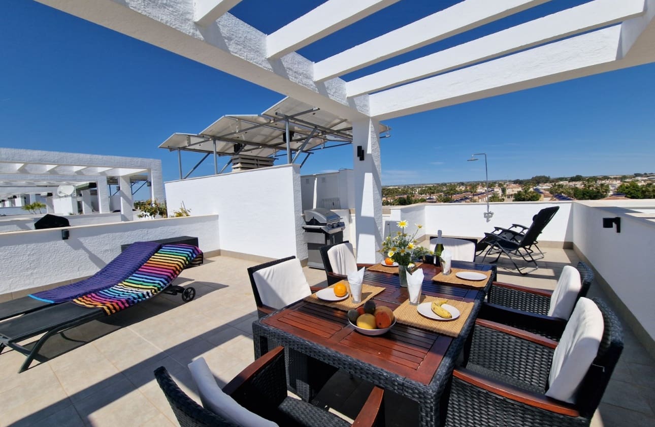 2 slaapkamer Appartement te koop in El Raso met zwembad - € 279.995 (Ref: 9739300)