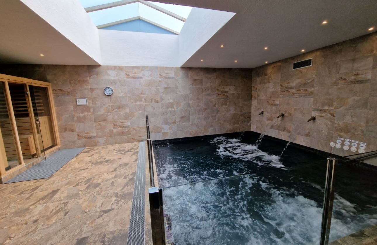 2 slaapkamer Appartement te koop in El Raso met zwembad - € 279.995 (Ref: 9739300)