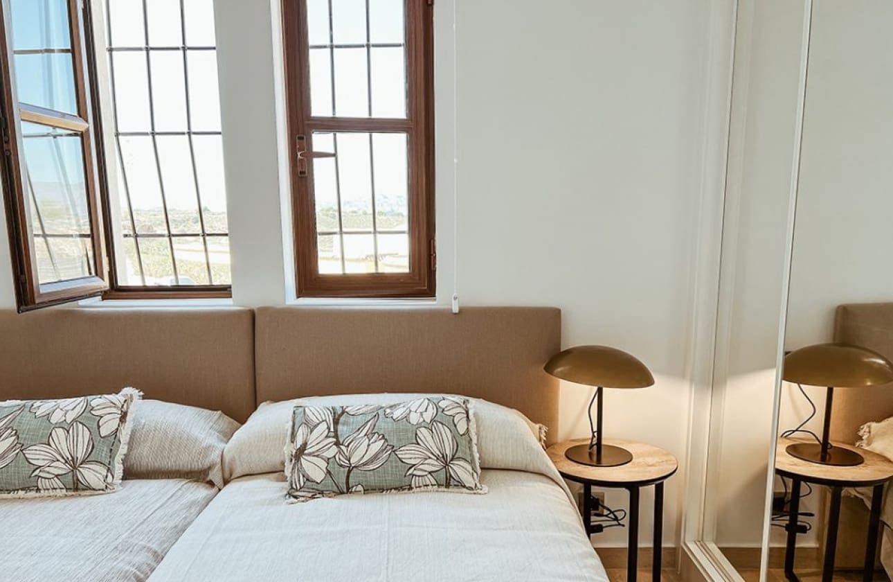 4 bedroom Villa for sale in Cuevas del Almanzora with pool - € 406,850 (Ref: 9740130)