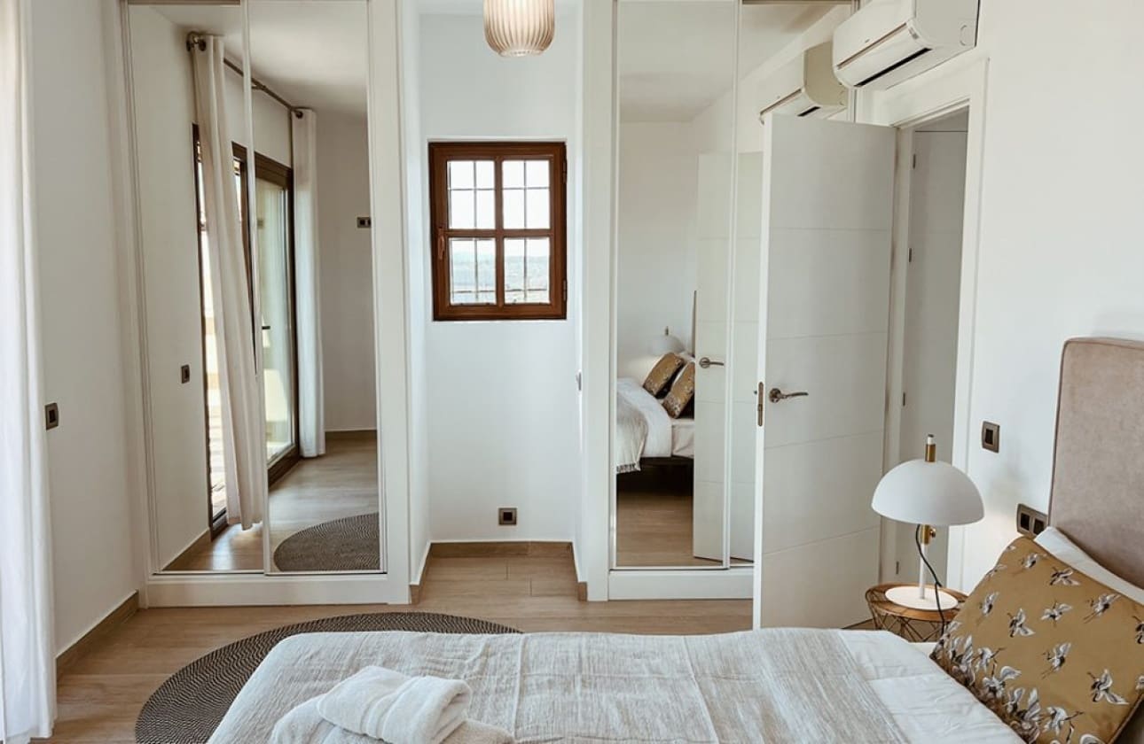 4 bedroom Villa for sale in Cuevas del Almanzora with pool - € 406,850 (Ref: 9740130)