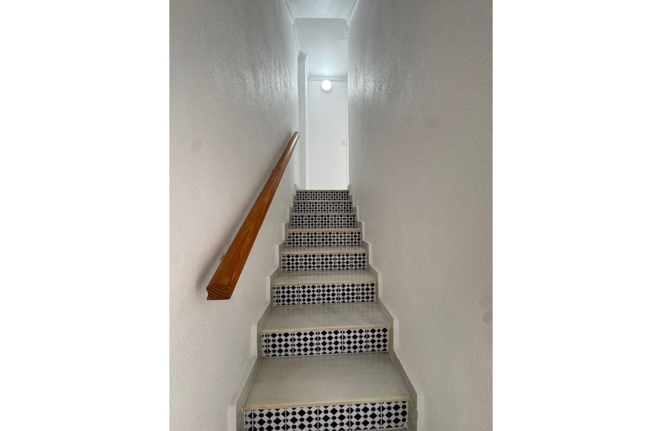 3 soverom Hus til salgs i Torrevieja med svømmebasseng - € 199 900 (Ref: 9742173)