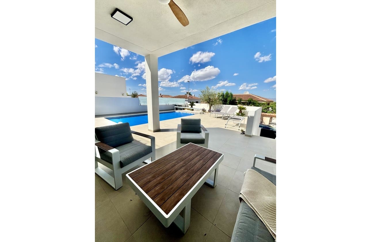 3 sypialnia Willa na sprzedaż w Benijofar - 589 000 € (Ref: 9753678)