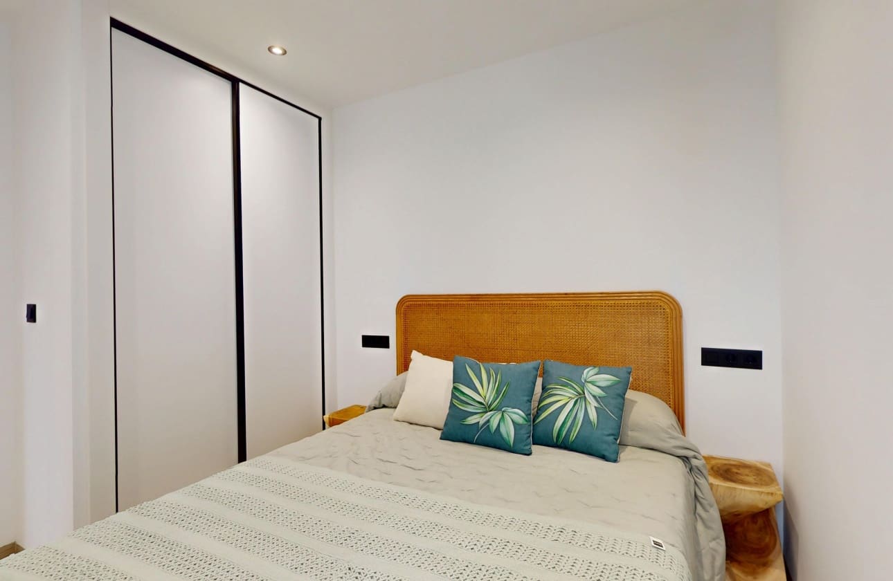 Chalet de 5 habitaciones en Finestrat en venta con piscina - 819.900 € (Ref: 9753681)