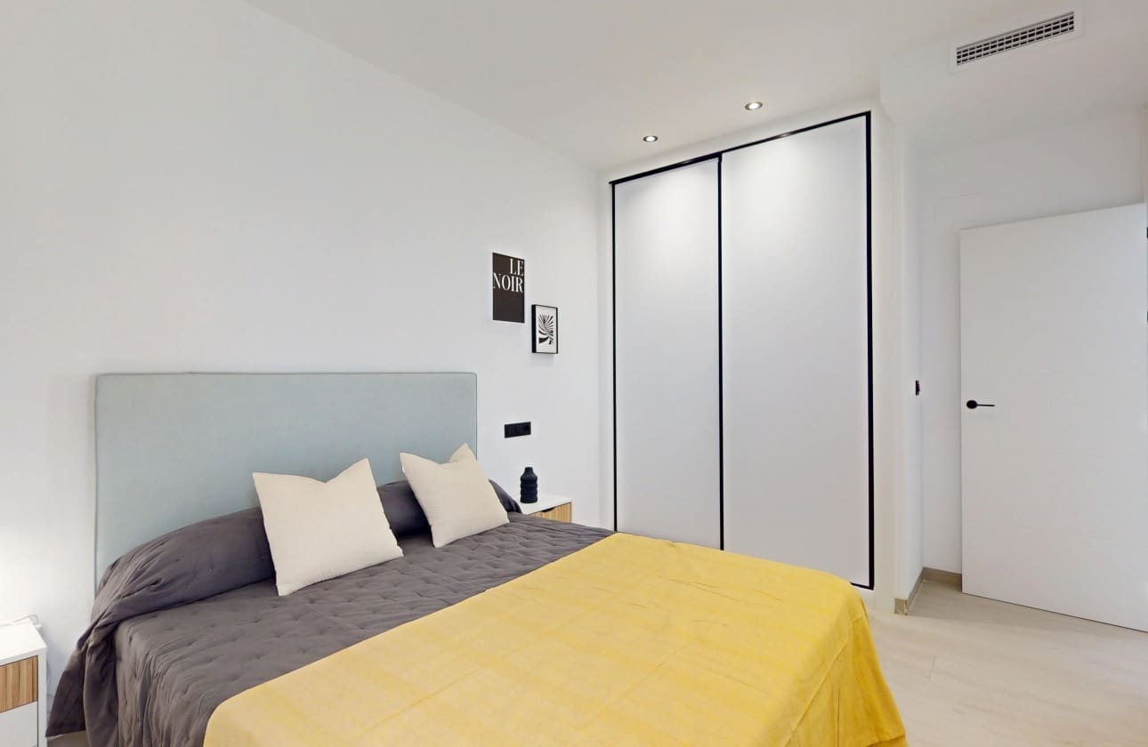 Chalet de 5 habitaciones en Finestrat en venta con piscina - 819.900 € (Ref: 9753681)