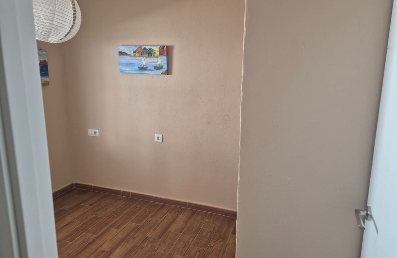 3 quarto Bungalow para venda em Torrevieja com garagem - 199 800 € (Ref: 9771027)