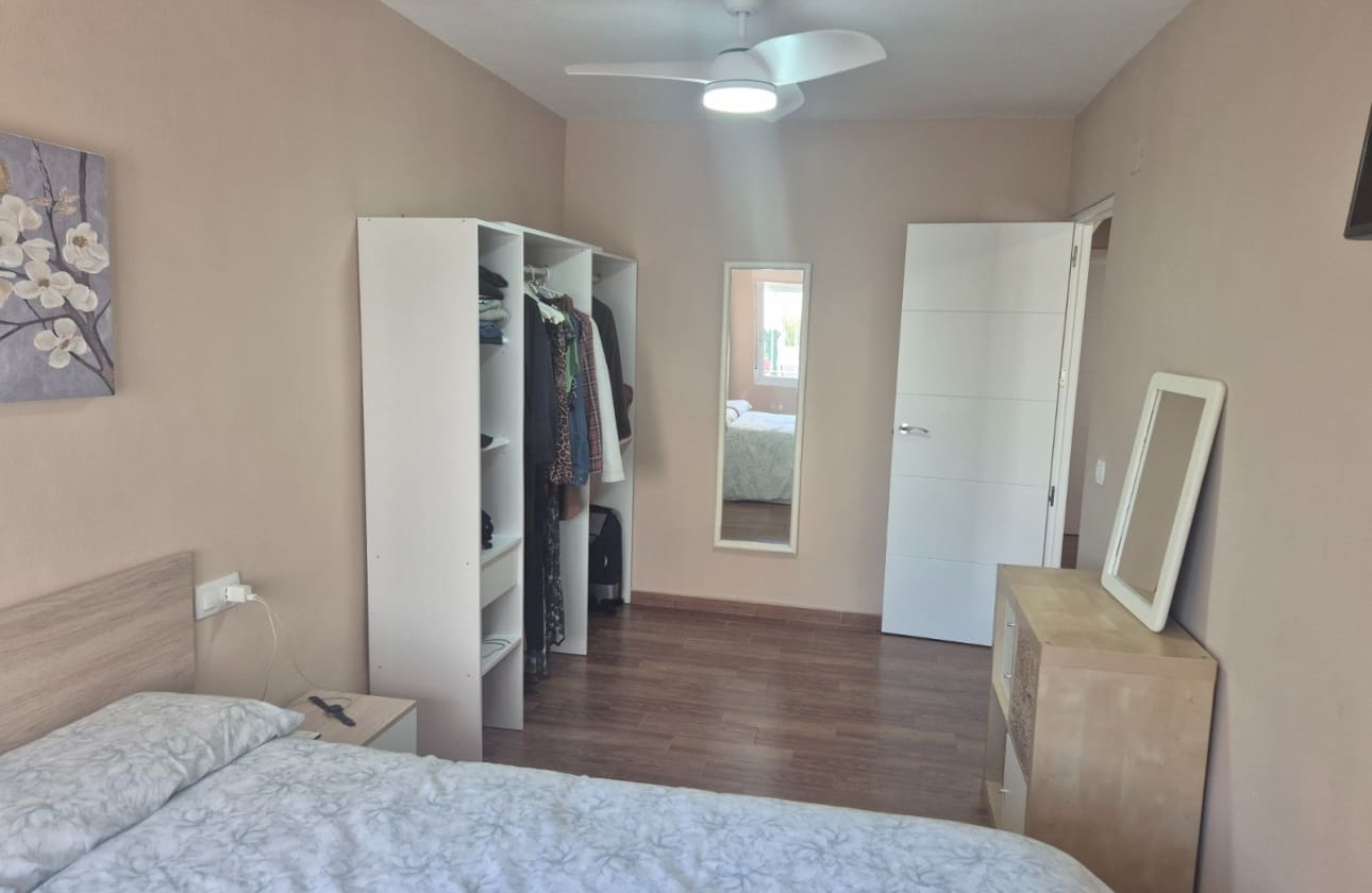 3 quarto Bungalow para venda em Torrevieja com garagem - 199 800 € (Ref: 9771027)