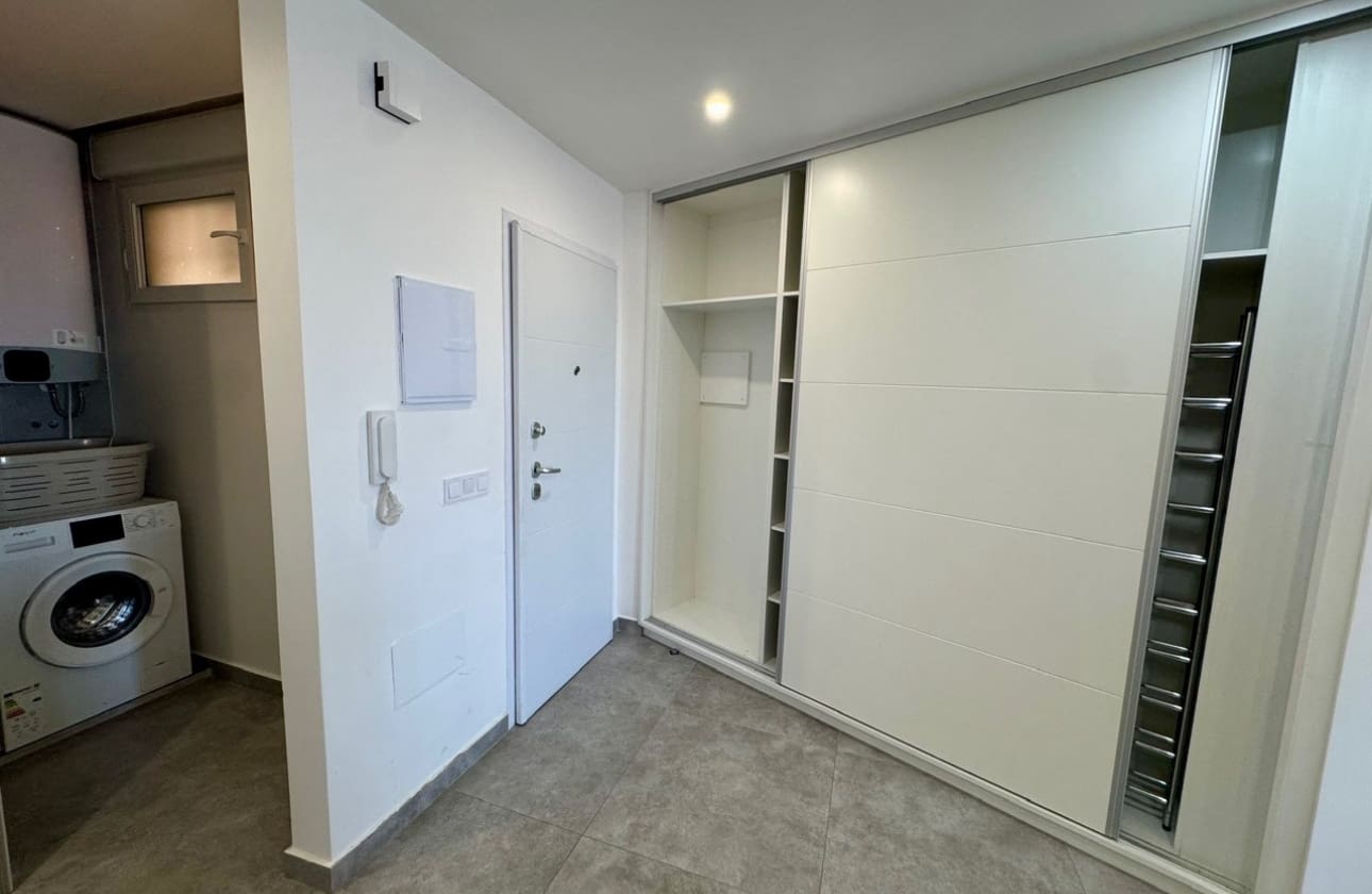 2 soveværelse Lejlighed til salg i Torrevieja - € 194.500 (Ref: 9777269)