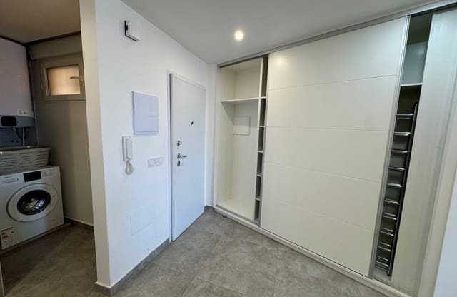 2 quarto Apartamento para venda em Puerto Deportivo, Torrevieja - 194 500 € (Ref: 9777269)