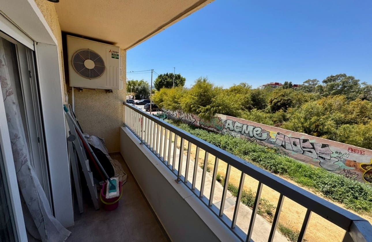 2 soveværelse Lejlighed til salg i Torrevieja - € 194.500 (Ref: 9777269)