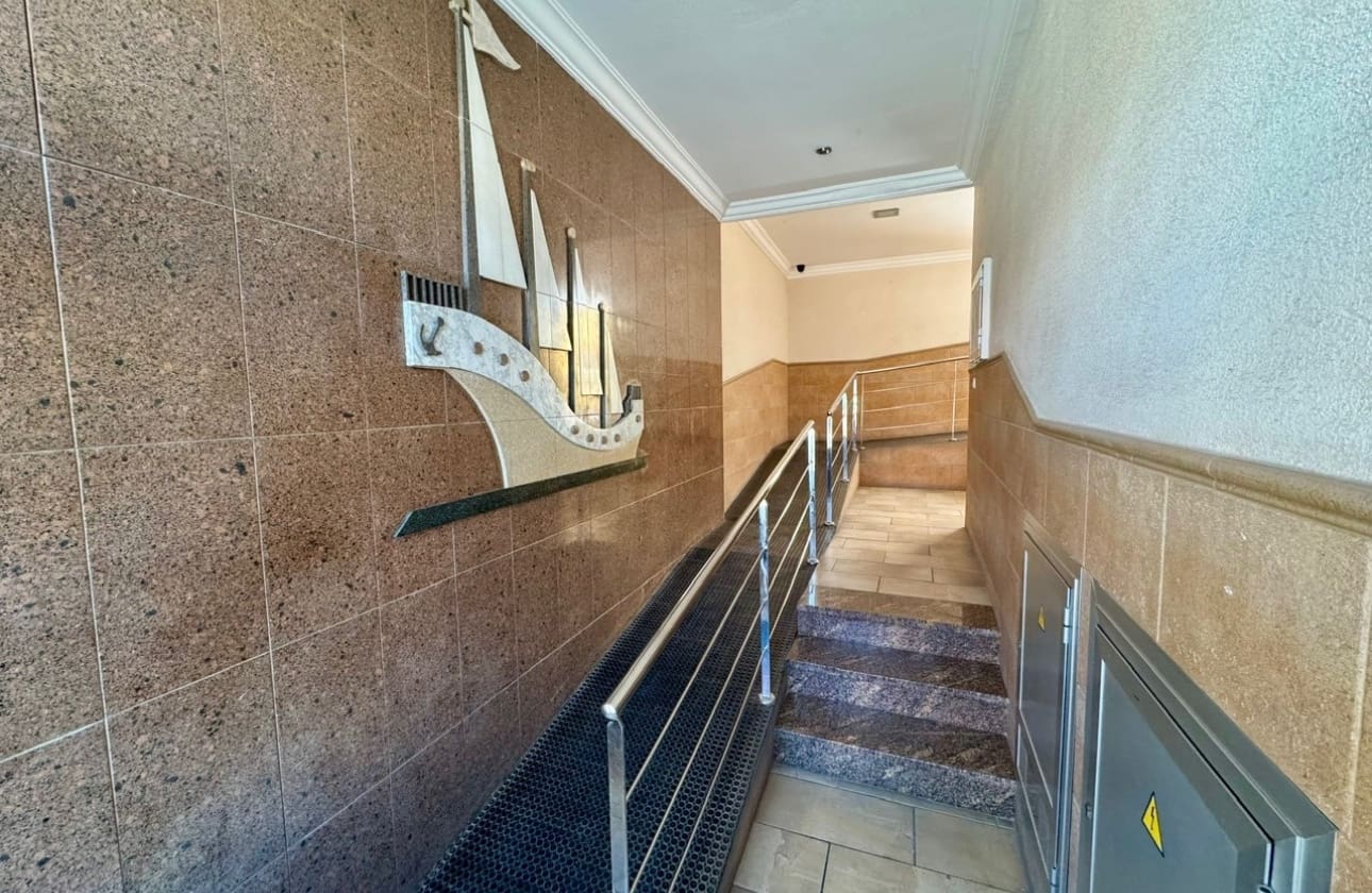 2 soveværelse Lejlighed til salg i Torrevieja - € 194.500 (Ref: 9777269)