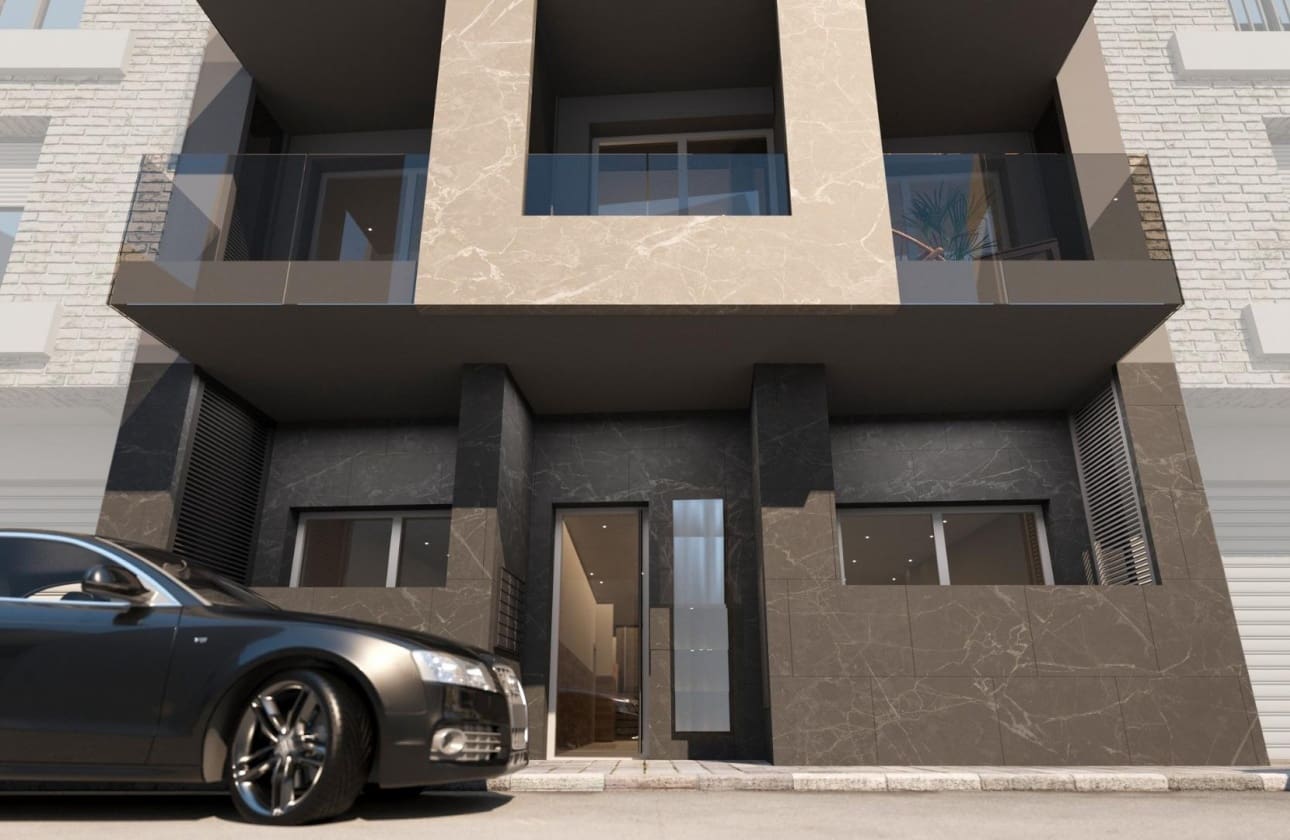 Ático de 2 habitaciones en Torrevieja en venta con piscina - 290.000 € (Ref: 9778675)