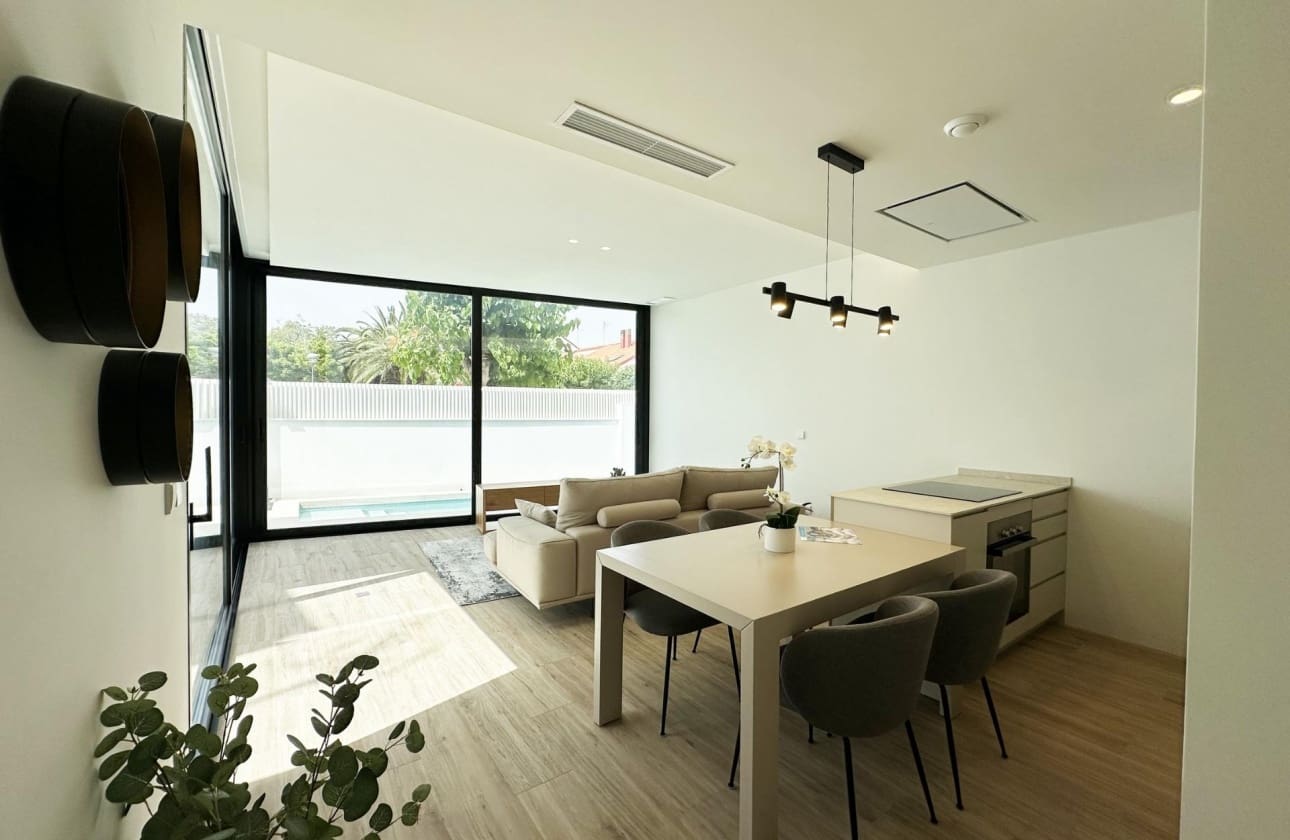 3 soverom Villa til salgs i Torre de la Horadada med svømmebasseng - € 589 000 (Ref: 9778678)