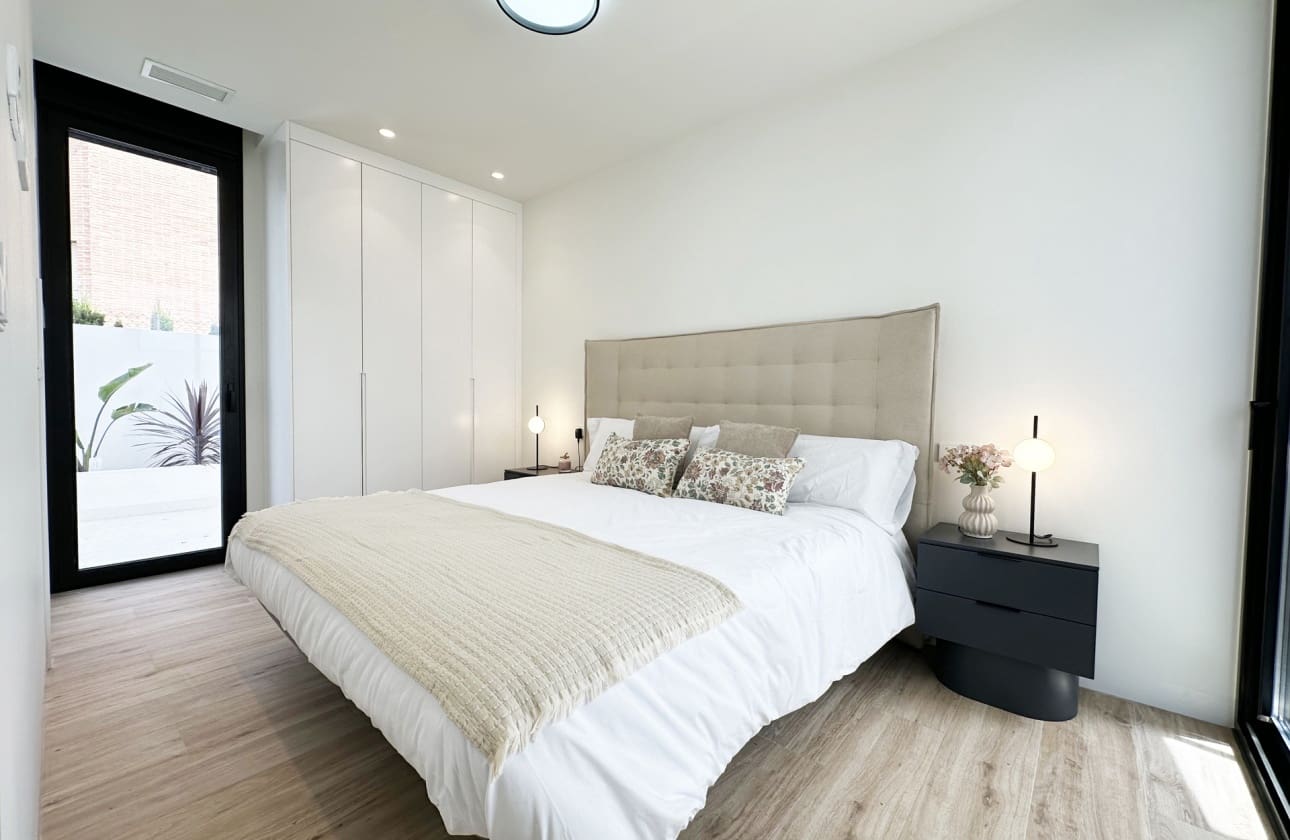 3 bedroom Villa for sale in Torre de la Horadada - € 589,000 (Ref: 9778693)