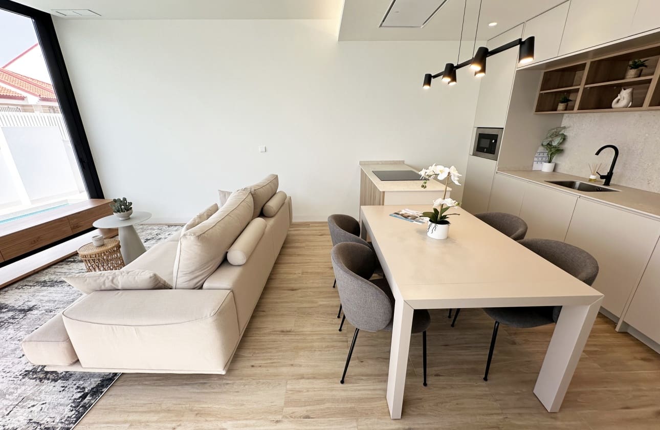 3 bedroom Villa for sale in Torre de la Horadada - € 589,000 (Ref: 9778693)