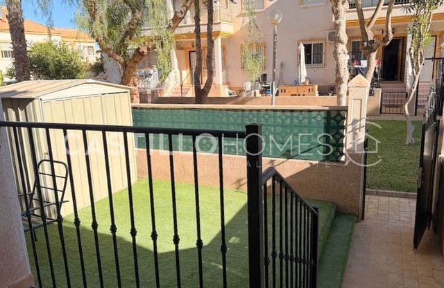 2 soveværelse Bungalow til salg i Las Filipinas med swimmingpool - € 159.000 (Ref: 9795113)