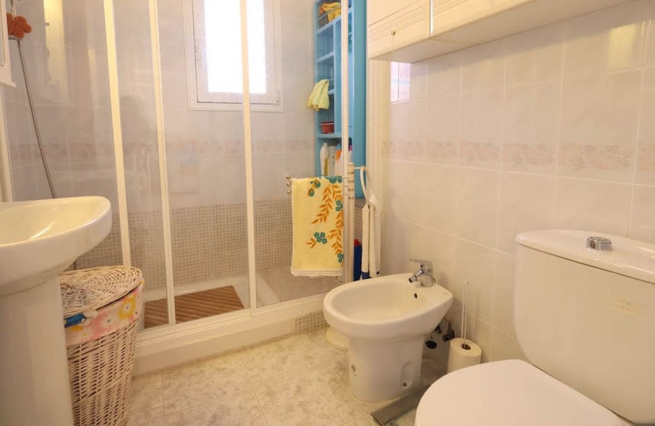 2 soverom Bungalow til salgs i Playa Flamenca med svømmebasseng - € 147 000 (Ref: 9795114)