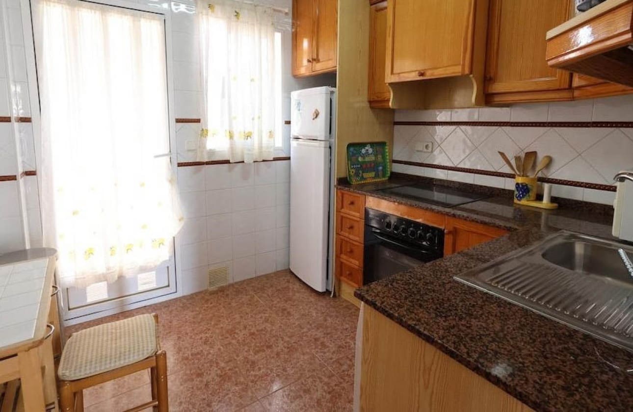 3 soveværelse Villa til salg i Los Altos med swimmingpool - € 330.000 (Ref: 9795117)