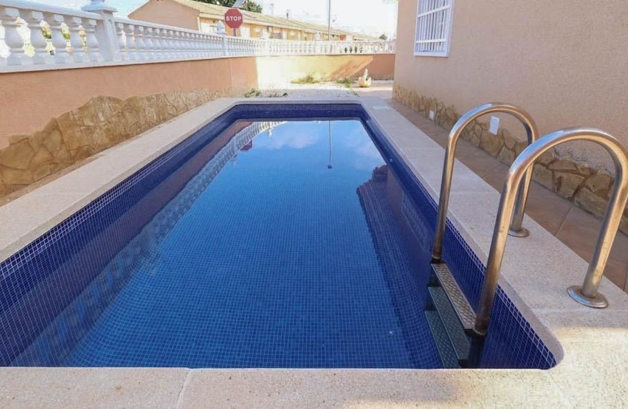 3 soveværelse Villa til salg i Los Altos med swimmingpool - € 330.000 (Ref: 9795117)