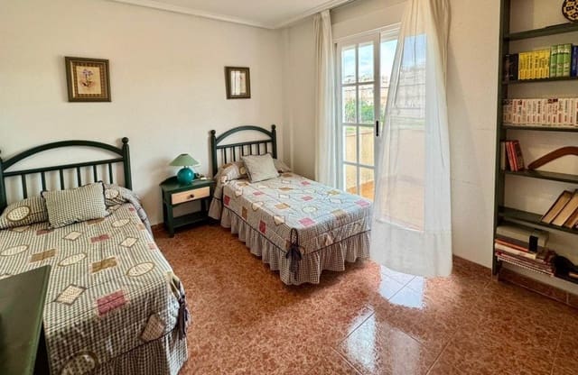 3 camera da letto Villa in vendita in Los Altos con piscina - 330.000 € (Rif: 9795117)